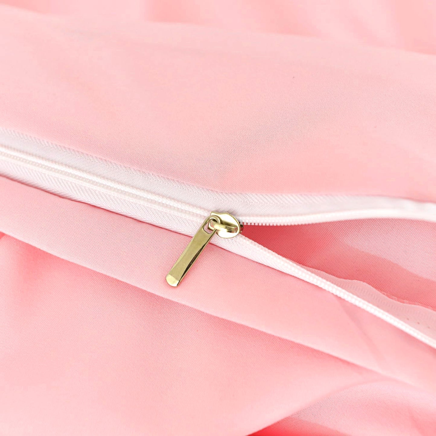 Three-piece Bedding Set With Solid Color Quilt Cover And Pillowcase, Three-piece Bedding Set - Super Soft Microfiber Hotel Series - Brushed Super Soft And Machine Washable, Cute Pink Three-piece Set W